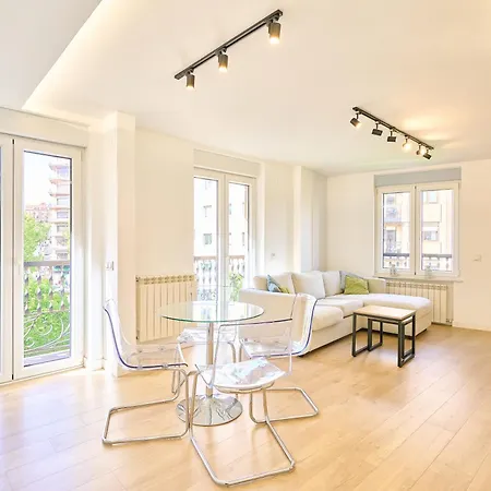 Hotel Alojamiento Plaza La Fuente Centro *