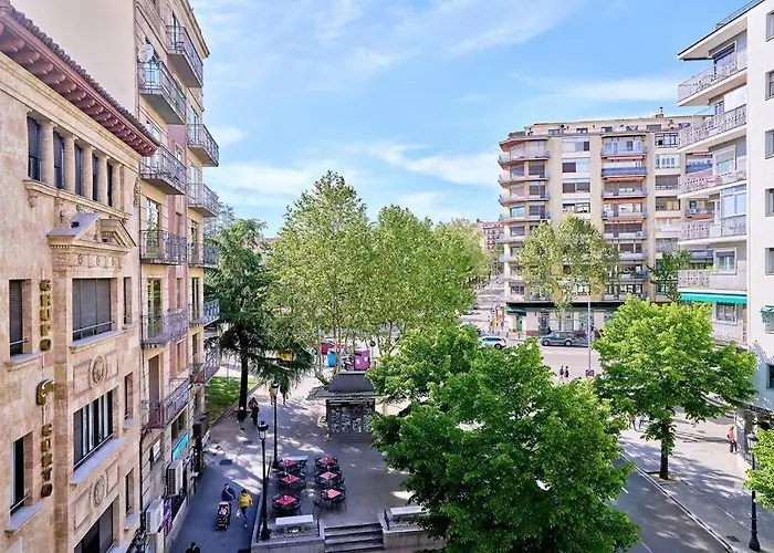 Alojamiento Plaza La Fuente Centro Hotel